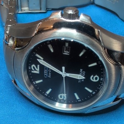 Citizen Eco-Drive Titanium WR100 Black Dial Date Men's Watch Silver Bracelet/Box