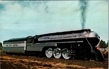 New York Central 5429 Hudson Streamlined Locomotive 1941 Postcard