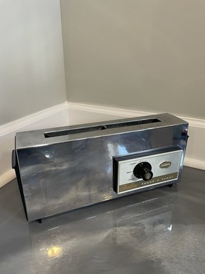 Vintage Sunbeam Thinline Self Lowering Toaster Model AT-B Touch N Toast Works