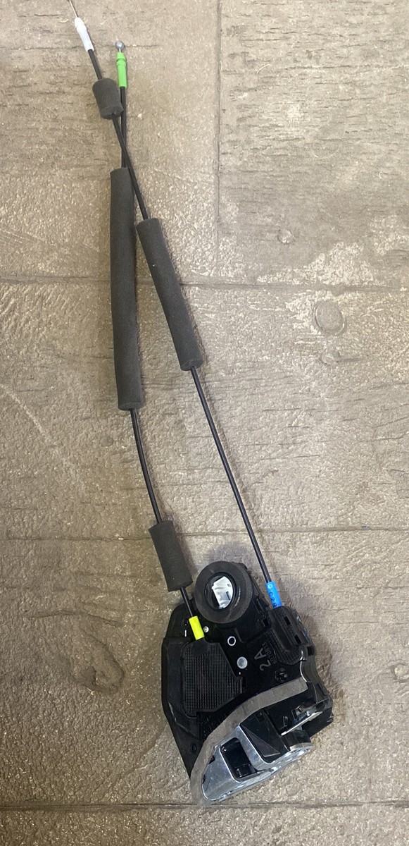 07-17 Toyota Corolla Highlander Camry Lexus ES Door Latch Actuator