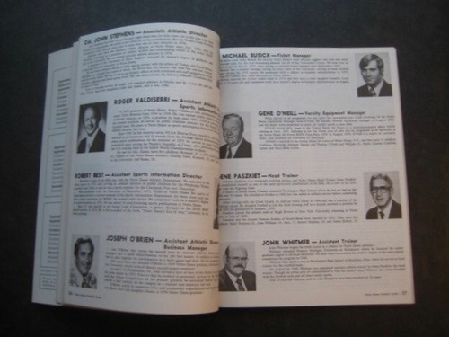 1977 Notre Dame Fighting Irish Football Guide Joe Montana - Picture 5 of 9