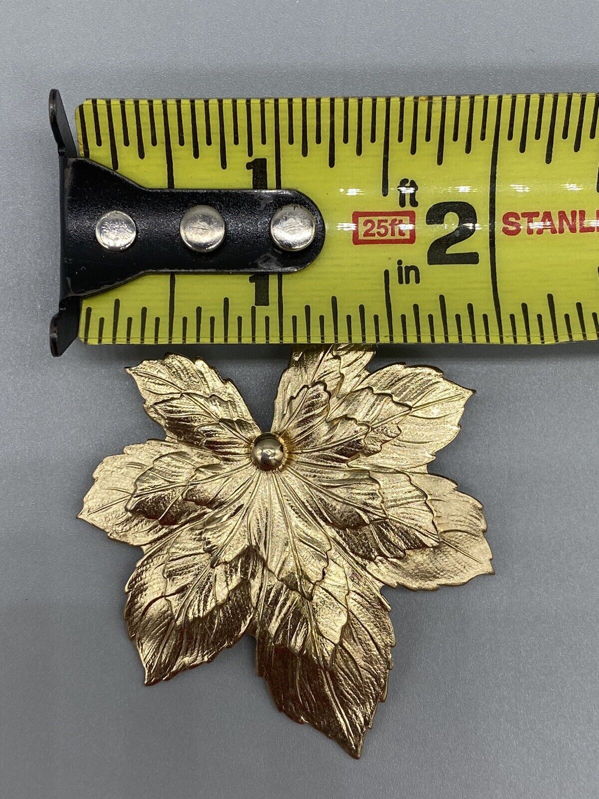 Vintage Designer Gold Tone Maple Leaf Textured St… - image 6