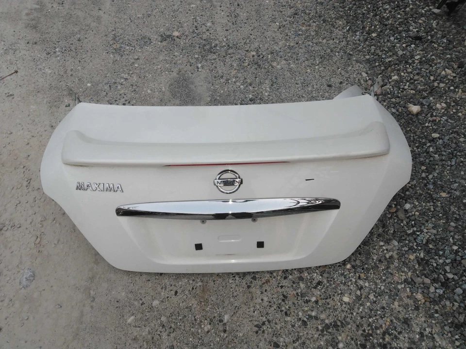 Used Deck Lid fits: 2012 Nissan Maxima w/spoiler w/rear view camera Grade A - Imagem 2 de 4