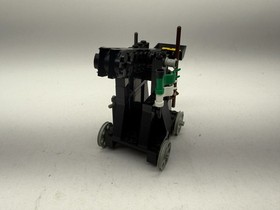 Vintage LEGO 6030 Catapult Black Falcons Castle 1984 2 Minifigures