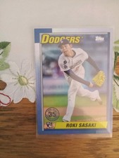 Roki Sasaki RC Rainbow Foil 2025 Topps Update #U90-11 Throwback Dodgers Rookie 
