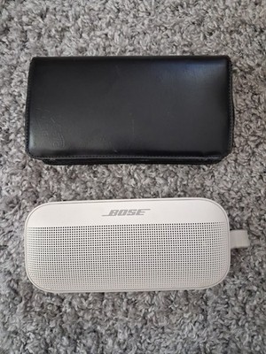 Bose SoundLink Flex Bluetooth Lautsprecher White Smoke + UDG Tasche