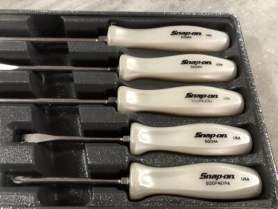 入手困難】スナップオン ドライバーセット パールホワイト SDDX70APW