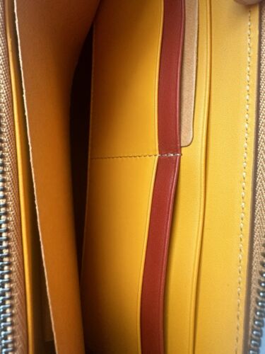 Genuino Nuevo Raro TOD'S para Ferrari Limited Billetera Doble Amarillo/Fibra de Carbono - Imagen 8 de 10