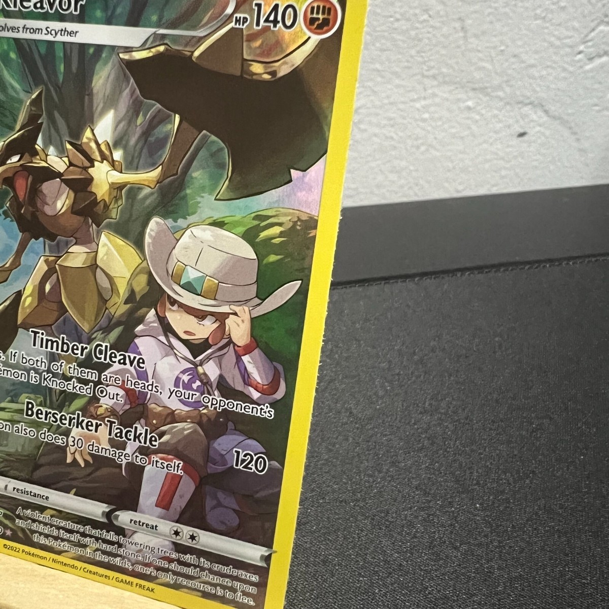 kleavor pokmon card pokemon SWSH10: Astral Radiance Trainer Gallery Holofoil / Near Mint Fighting Colorless 2022 Pokmon SWSH Fa/kleavor Vstar