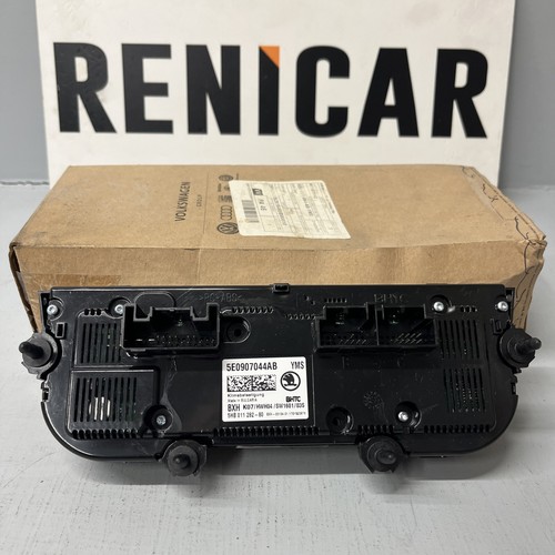 Skoda Octavia Mk3 5E 2013-17 Heater Control Panel. Genuine OE: 5E0907044 - Picture 9 of 12