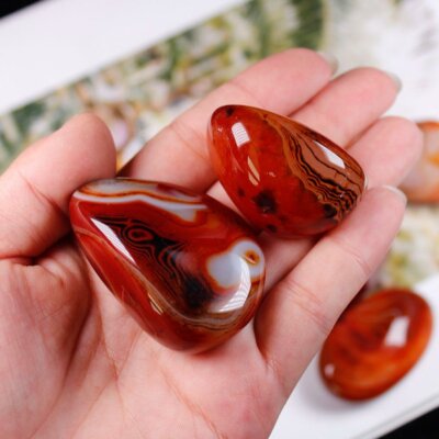 Natural Sardonyx Red Agate Quartz Crystal Tumbled Stone Carnelian Healing Decor