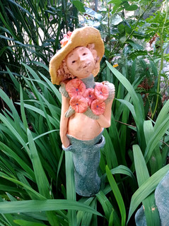Figur Gartenstecker Gartenkeramik Gartenstele Keramik Rosenkugel