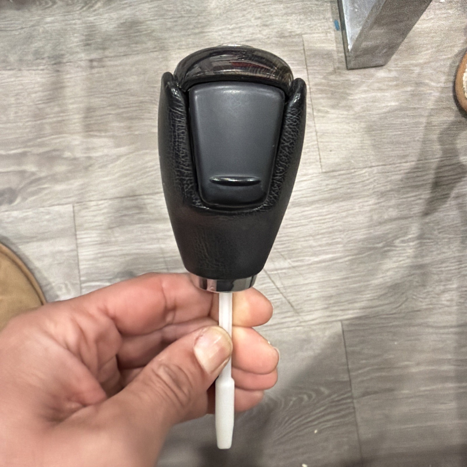 ⭐ 03-19 Maserati Gran Turismo Quattro Auto Transmission Gear Shifter Knob Oem