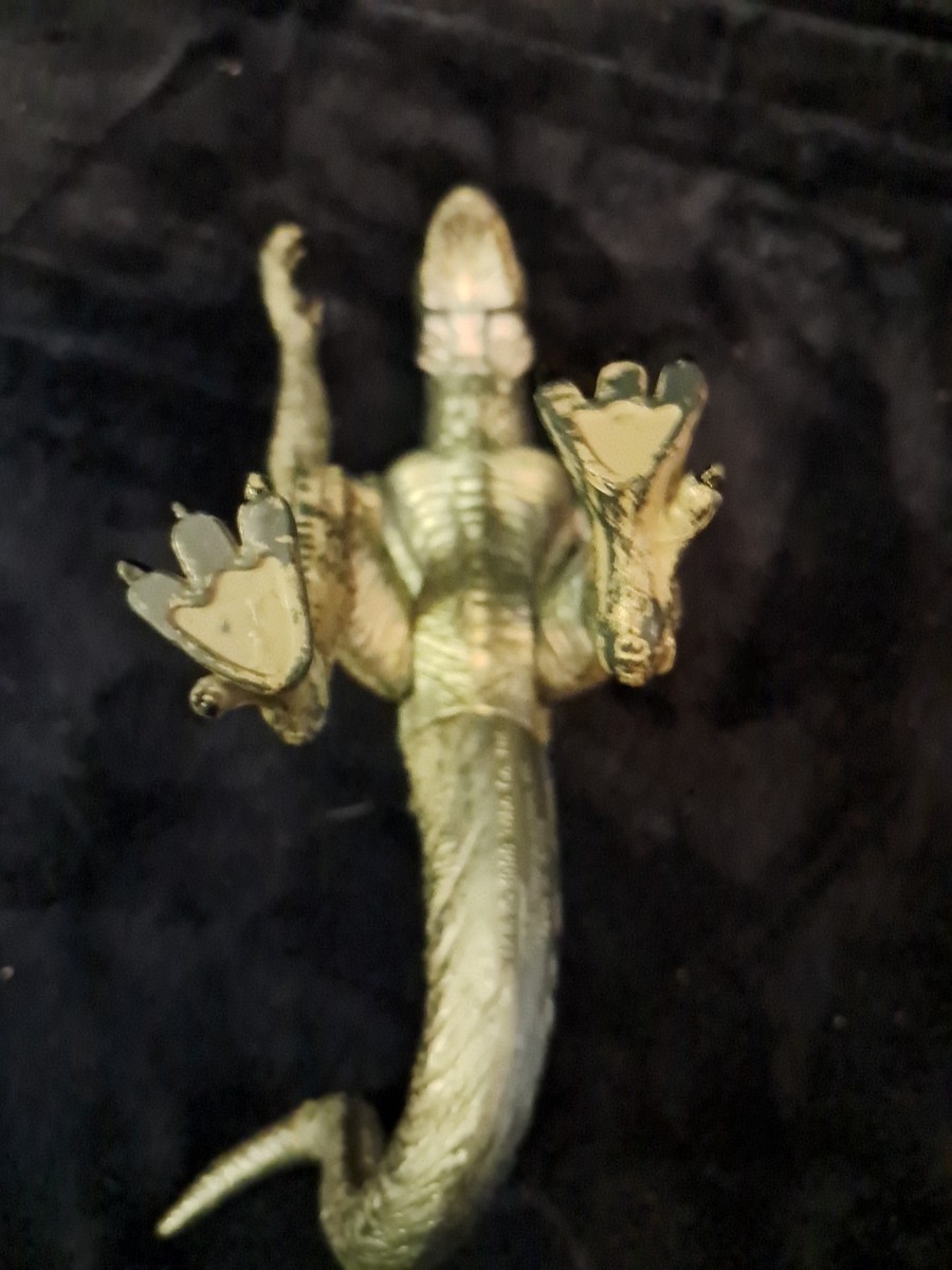 Vintage Godzilla Combat Claw Figure 1998 Trendmasters Rare Plus
