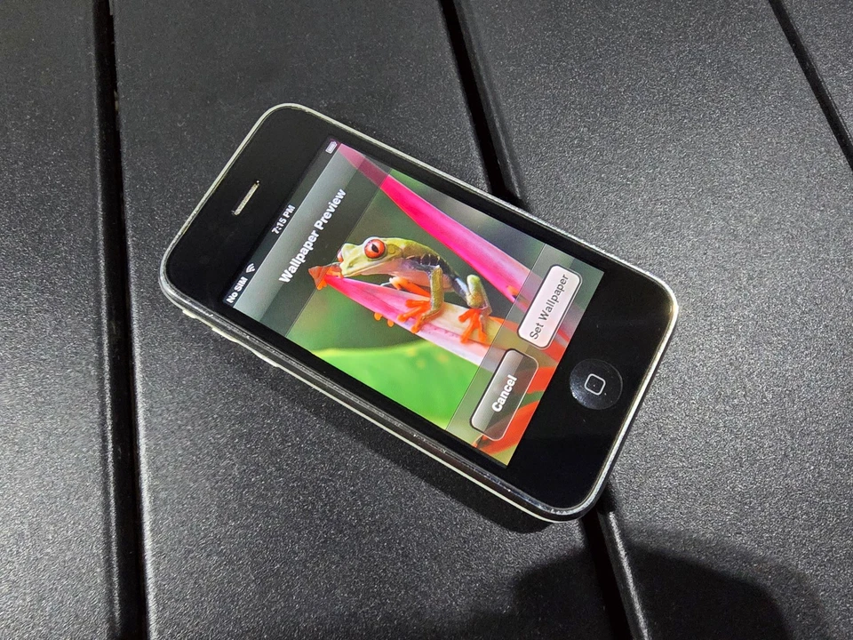 De Colección Apple iPhone 3G - 16GB - Blanco (GSM) RARO IOS 2.0 - Excelente Estado - Reparación Foto 2 de 4