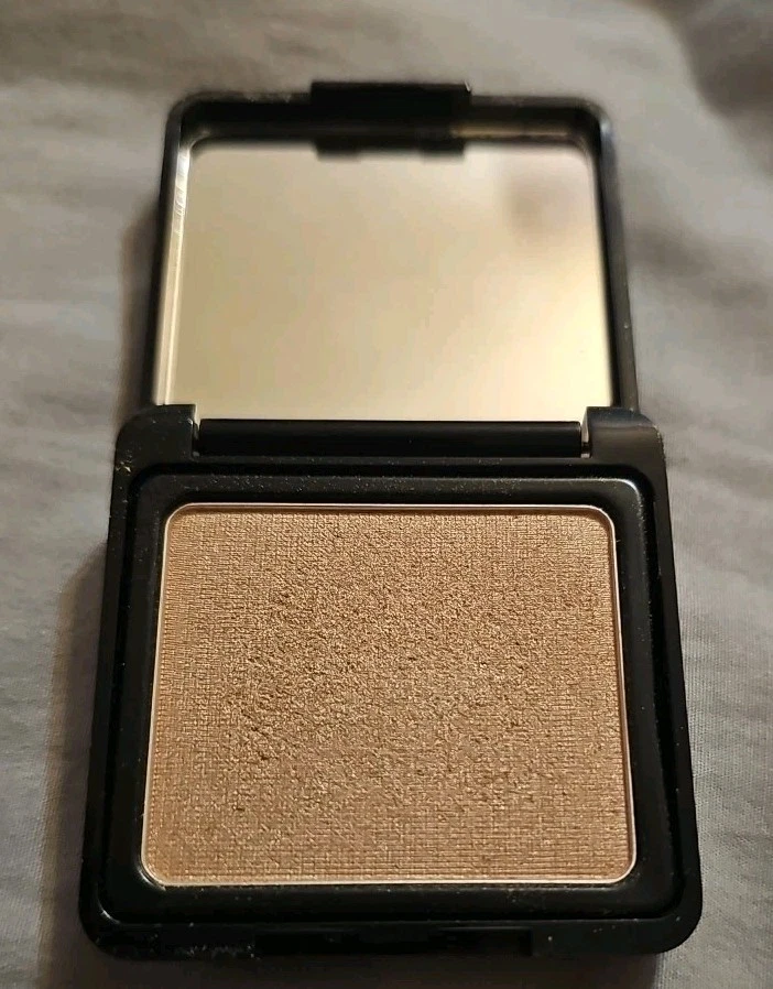 JAPONESQUE Kumadori Collection Highlighter Color /Shade 01 Rose Gold 5 g/.167 - Image 2 of 3