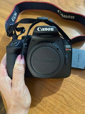 Canon EOS Rebel T6 Black camera 1080p Digital SLR With Bag and Accessories