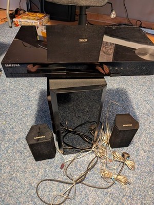 SAMSUNG PS-FW2-1  SUBWOOFER und BlueRay Player 3D