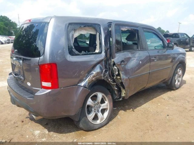 Wheel 18x7-1/2 Alloy 5 Spoke Light Gray Inset EX Fits 12-15 PILOT 1717771 - Image 4 of 4