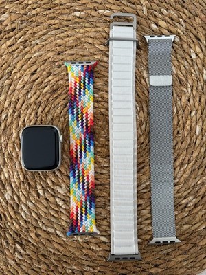 Apple Watch SE 2 44mm GPS Silber Alu + 3 Bands (ohne OVP)