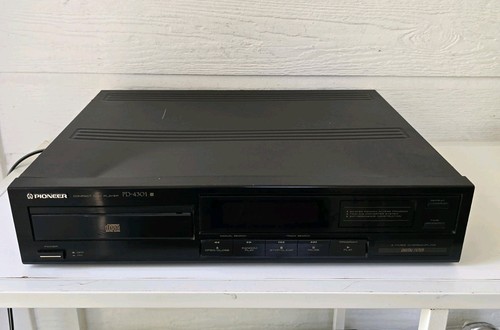 Vtg Pioneer PD-4301 Digital Filter Compact Disc CD Player Works Well! - Picture 2 of 7