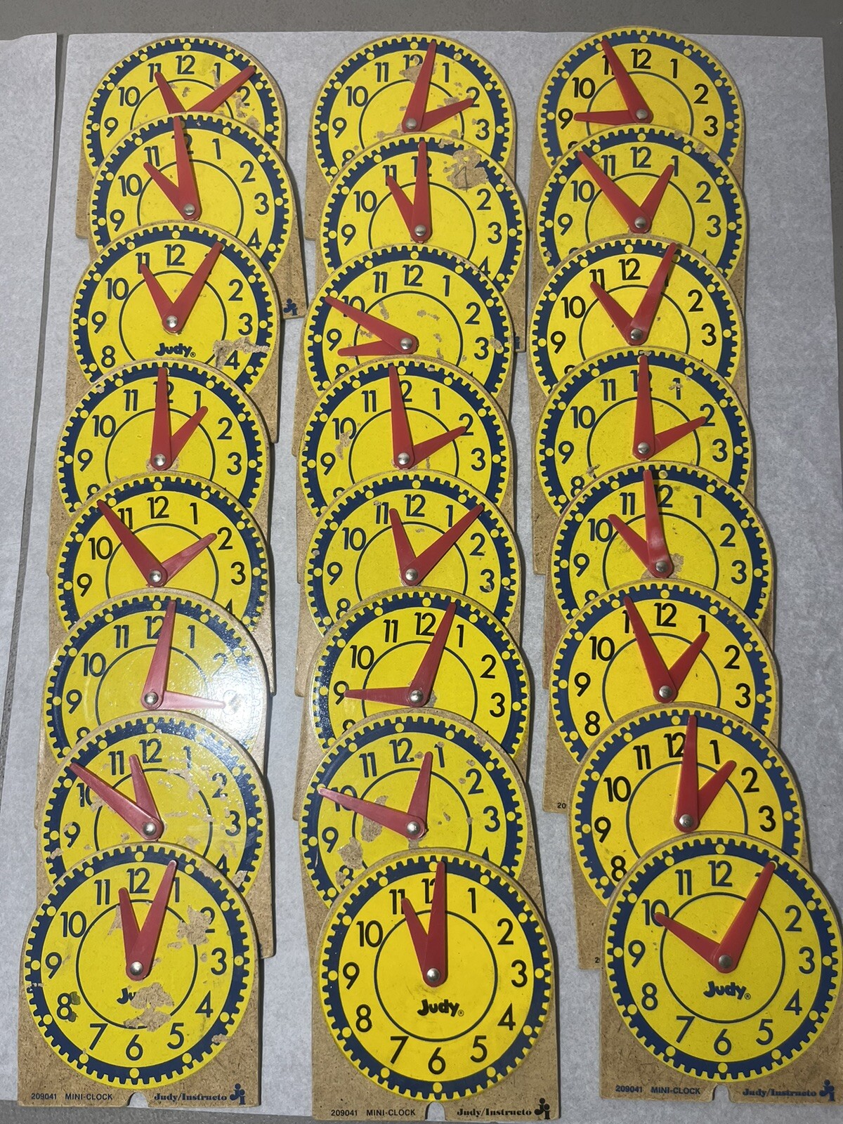 13" Mini Clocks Teach Time Math K-3 Classroom Lot Set Of 24