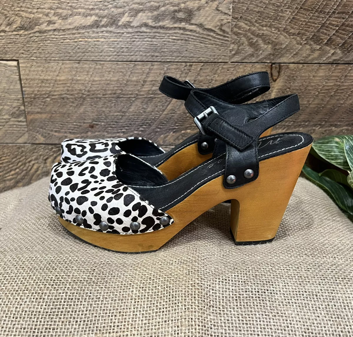New Matisse x Free People 8 Downtown Tan Black Animal Wood Strap