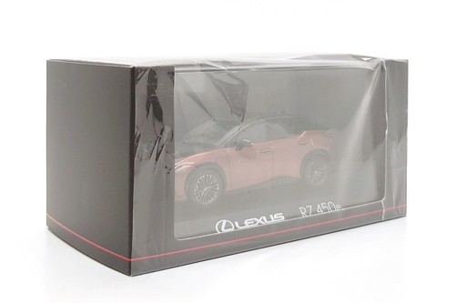 Kyosho 1:43 Lexus RZ450e in Sonic Copper - Picture 2 of 9