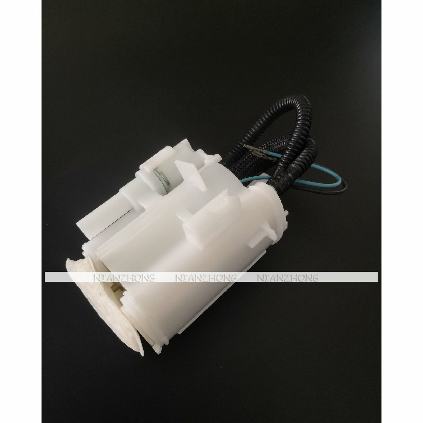 Fuel Pump Filter For INFINITI M37 FX35 G25 Q50 Q70 1115 with Pressure