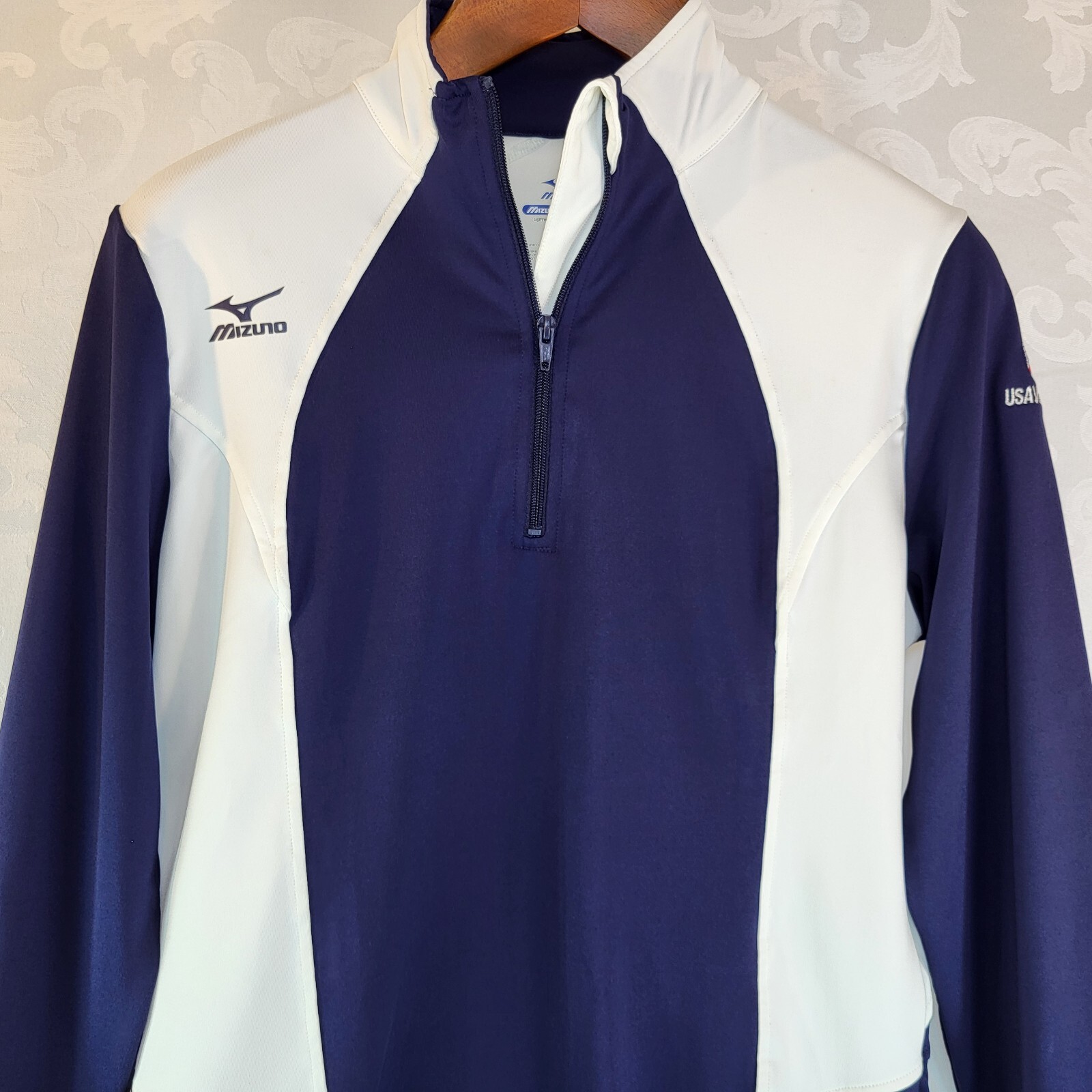 Mizuno DriLite Lightweight Performance Volleyball… - image 2