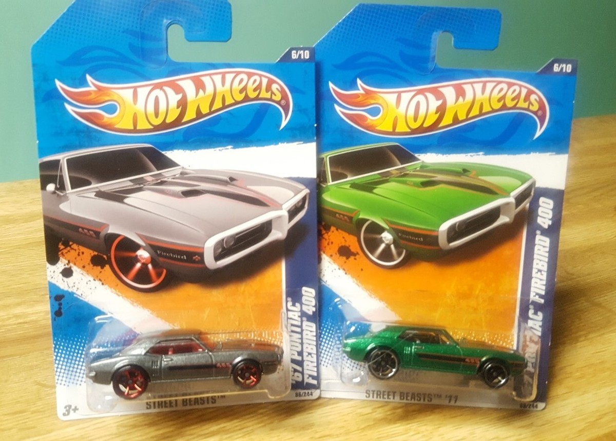 Hot Wheels '67 Pontiac Firebird 400 Gun Metal & Diamond Green 1:64