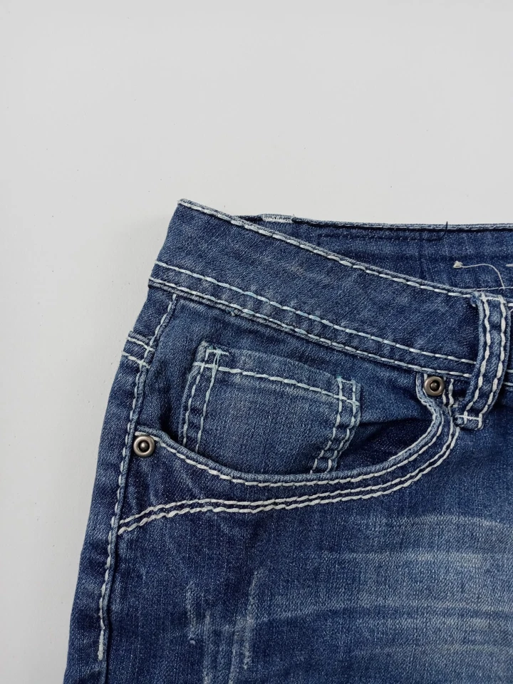 Earl Jean Shorts Women Size 10 Blue Denim Roll Cuff Embroidered Flap Pocket - Image 4 of 4