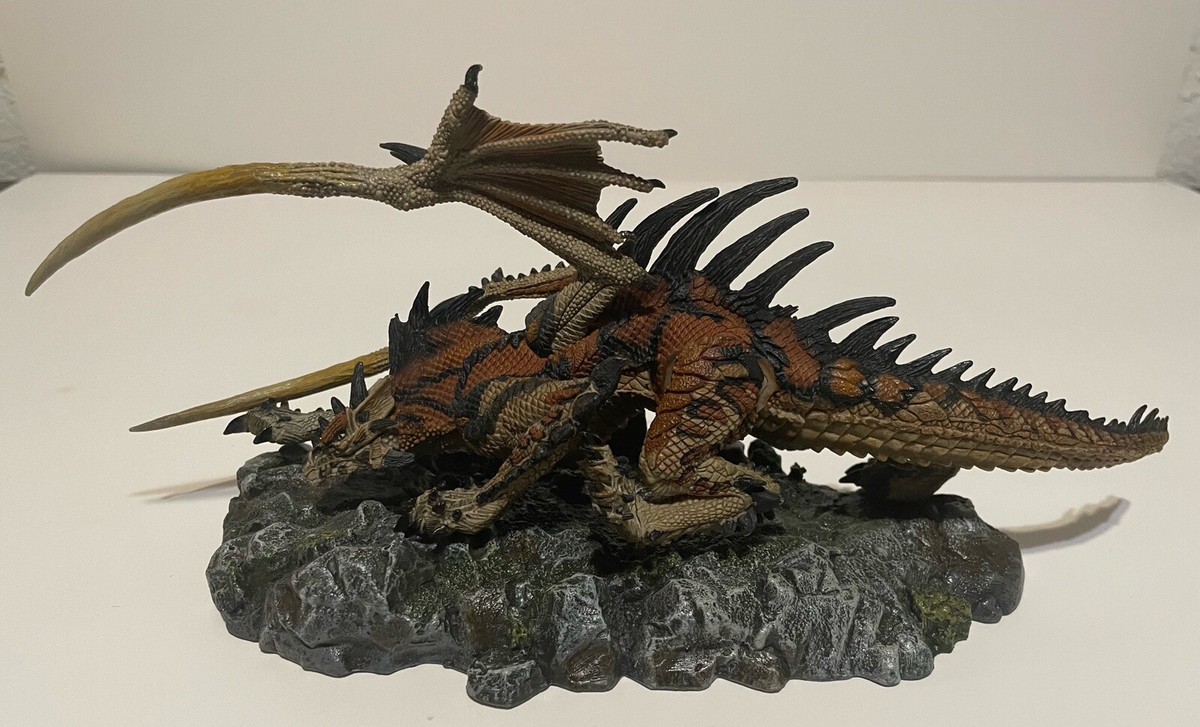 McFarlane Dragon Action Figurine Statue Dragon Hunter w Base | eBay