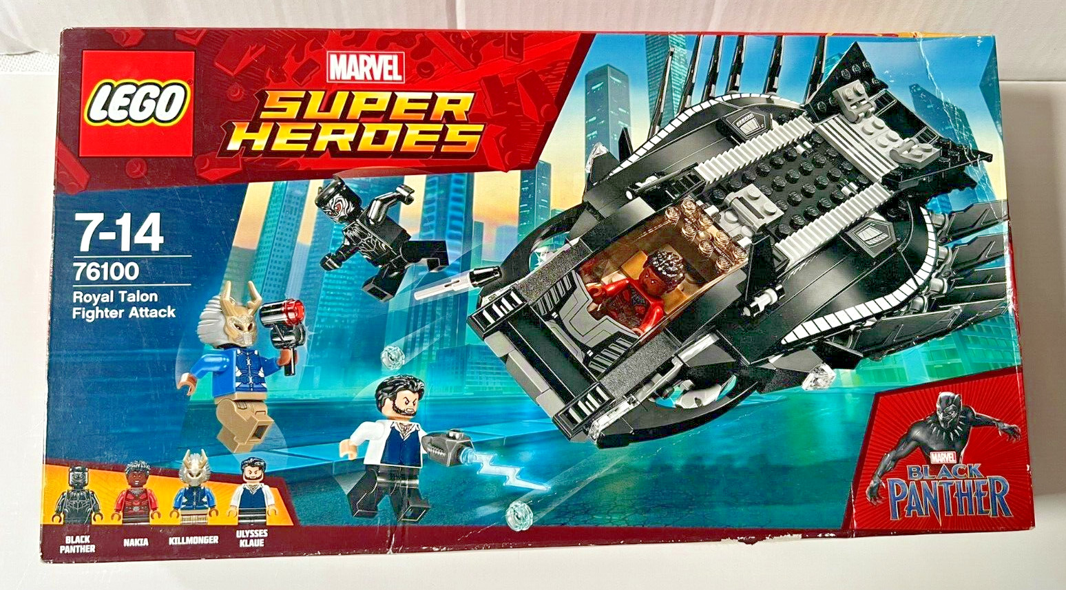 Lego 76100 Marvel Super Heroes - Royal Talon Fighter Attack (76100)  Damaged Box