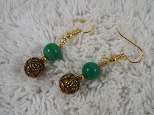 Goldtone Rose & Marbled Green Glass Bead Pierced Earrings (C50)