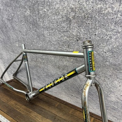 Vintage Schwinn Predator BMX Cruiser Frame Fork 24in Wheel