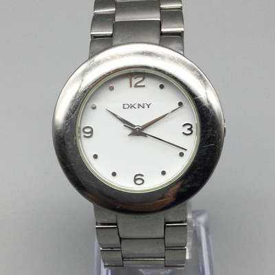 DKNY Mens Watch 36mm Silver Tone Round Dial NY-4875 New Battery 6.5''