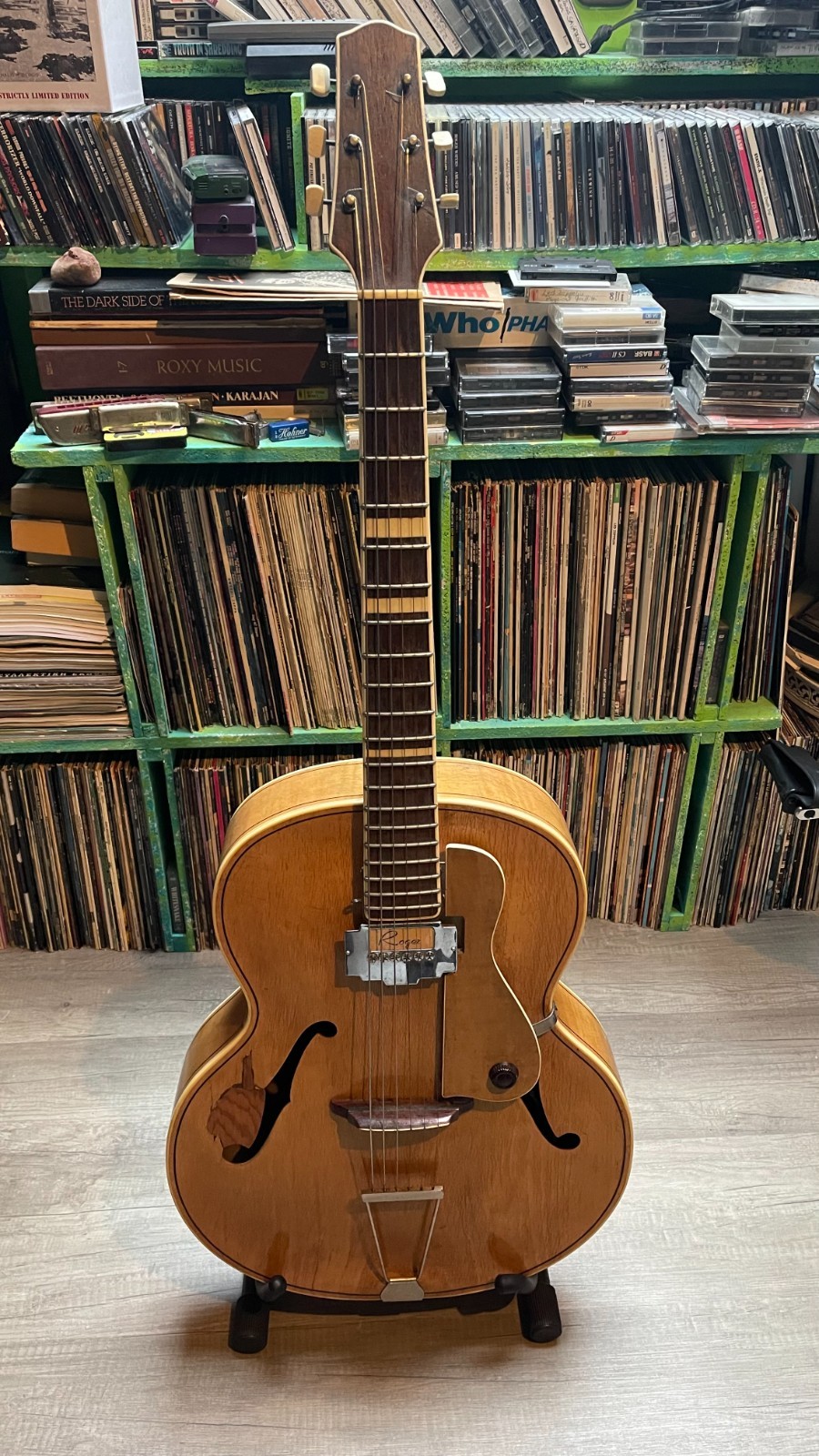 Antike Vintage Jazz Gitarre Grando Archtop 1940-45 Selmer Schweiz Roger Pickup