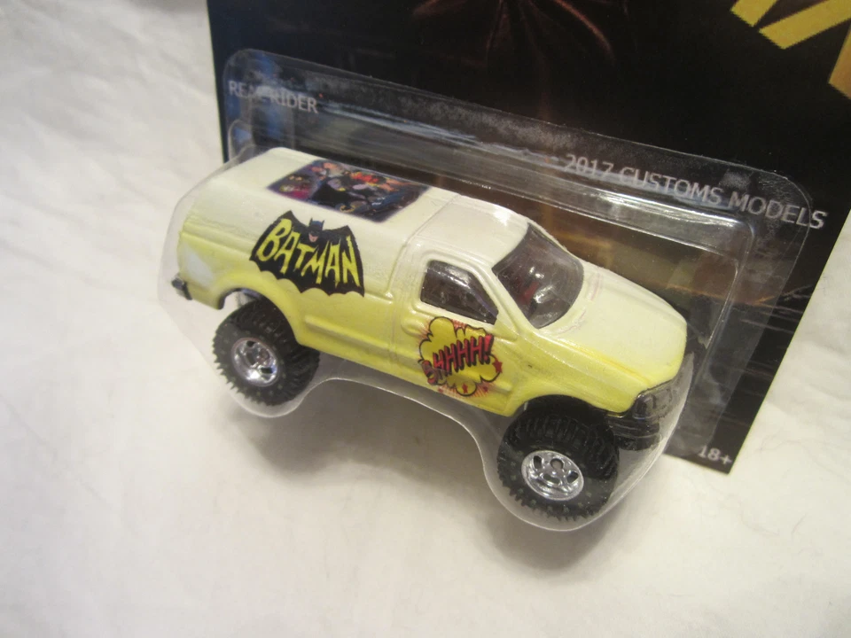 Ford F-150 Batman-Adam West Tribute Real Riders personalizado Hot Wheels ¡Hecho 1/25! Foto 3 de 4