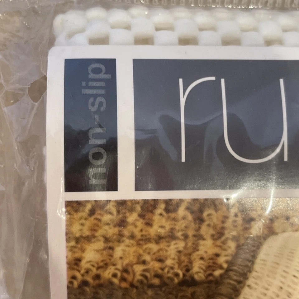 Almohadilla de alfombra antideslizante Mohawk se adapta a CUALQUIER alfombra de hasta 24” x 40” de uso en CUALQUIER alfombra de piso duro Foto 4 de 4