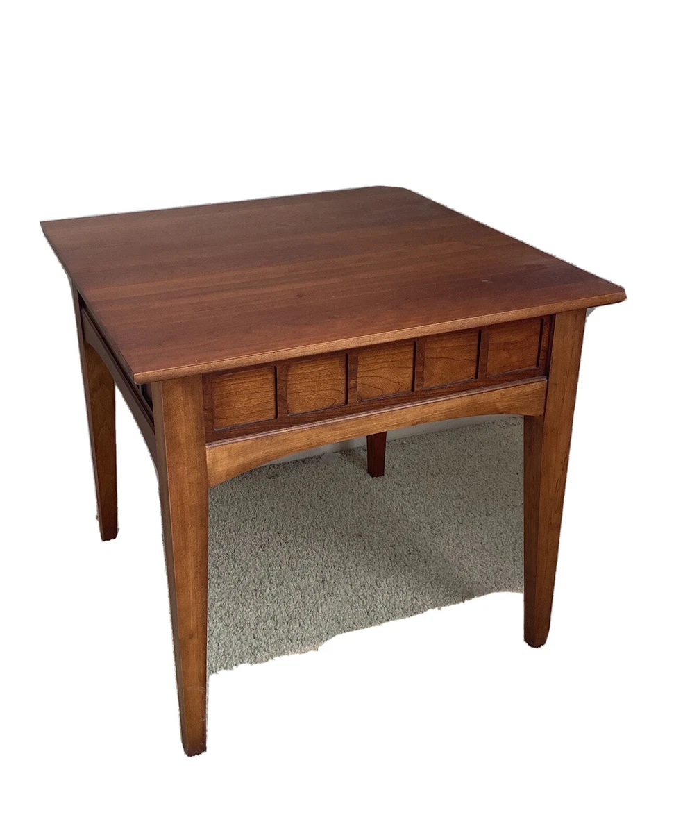 Thomasville on sale end tables