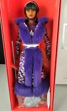 Integrity Toys Fashion Royalty Ultra Violet Poppy Parker Dressed Doll NRFB
