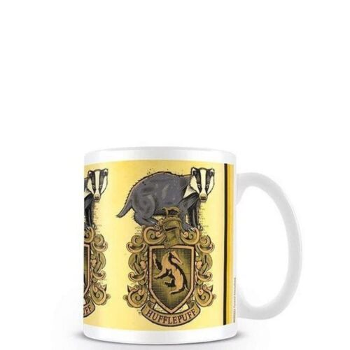 Pyramid International Harry Potter Ceramic Mug with Hufflepuff Crest and Badger  - Imagen 1 de 3