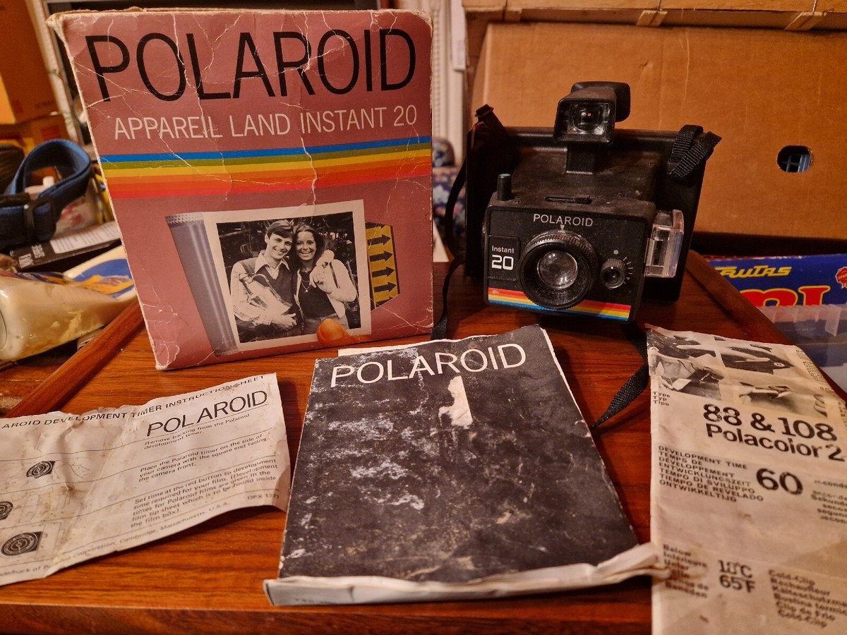 Polaroid Instant 20 Land Camera Vintage/retro With Box And Paperwork