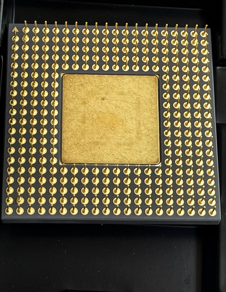 1X The all-new TOSHIBA first generation gold-plated CPU. VPC-1 CPU is very rare - Image 2 of 4