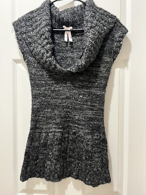 Woman s Unbranded Sweater Size L
