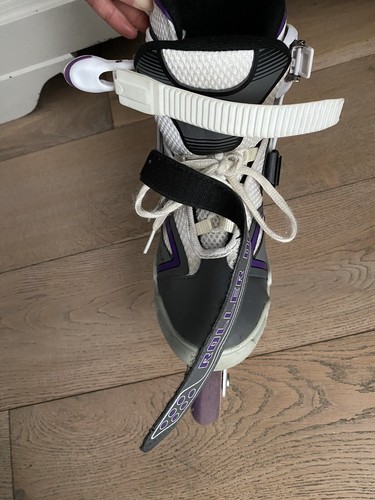 Roller Derby - Stingray R7 - White/Liliac - Picture 2 of 9
