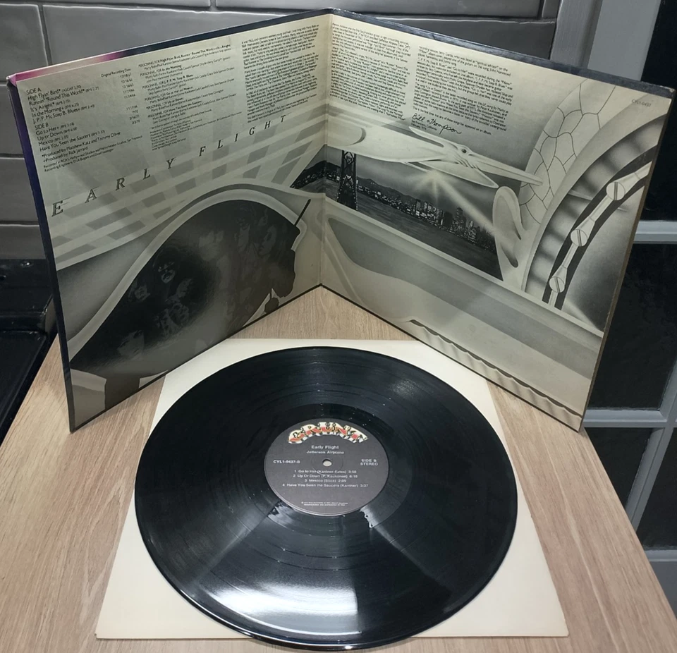 Vinyl Gate-fold LP Jefferson Airplane - Early Flight NM/VG 1974 Rock classic - Image 2 of 4