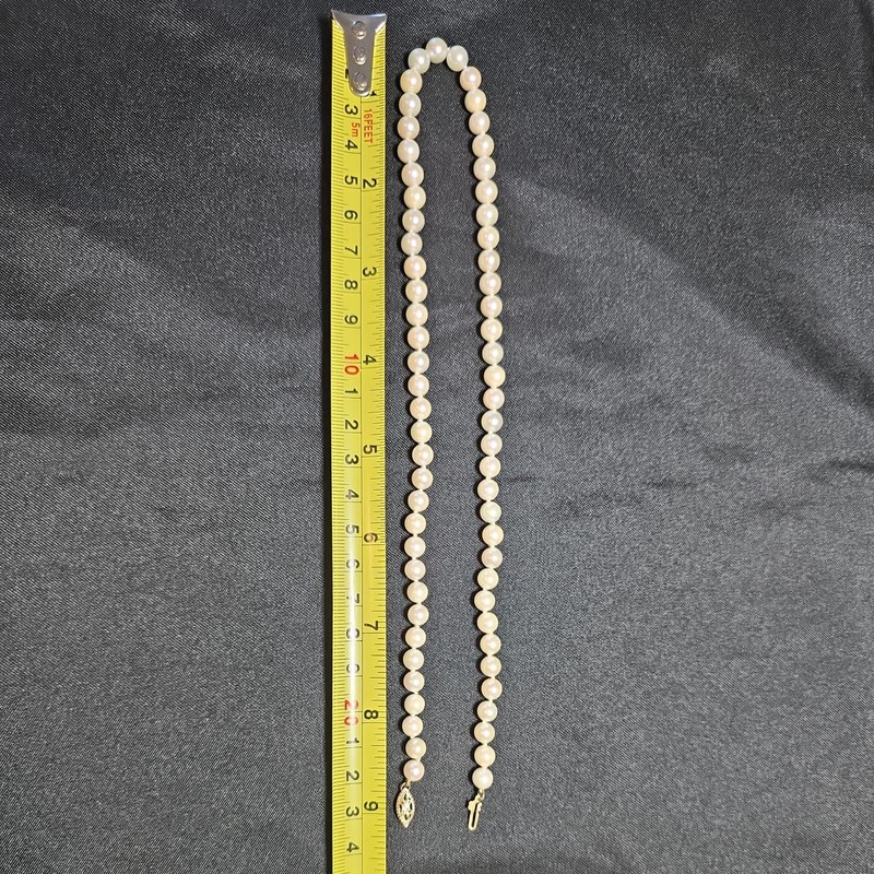 14k Yellow Gold Vintage Pearl Necklace  