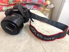 Canon EOS 6D Mark II 26.2MP DSLR Black + EF 24-70mm f/4L IS USM